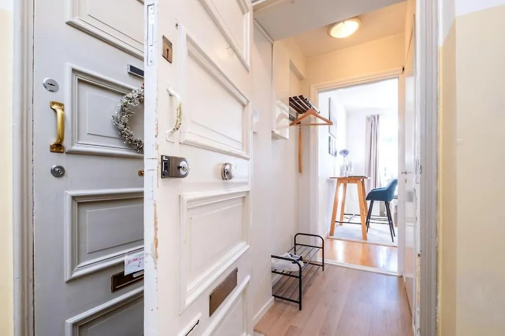 Elegant Studio In Downtown - Free Wi-Fi Helsinki 0*,  Finland