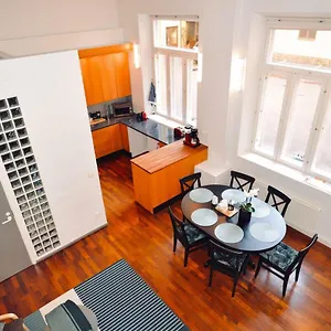  Apartment Diana Park